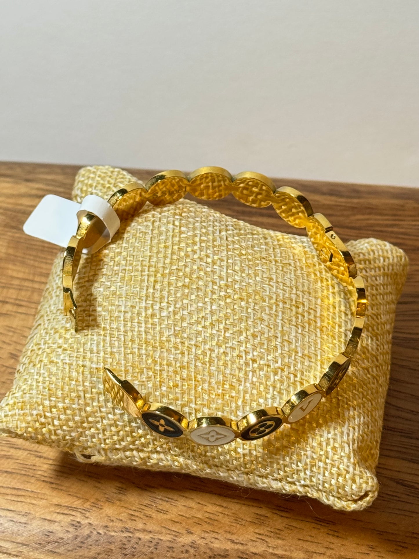 Golden Clover Bangle