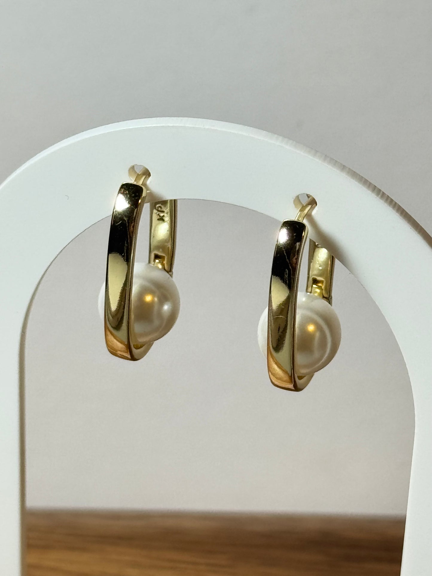 Elegant Pearl Earrings