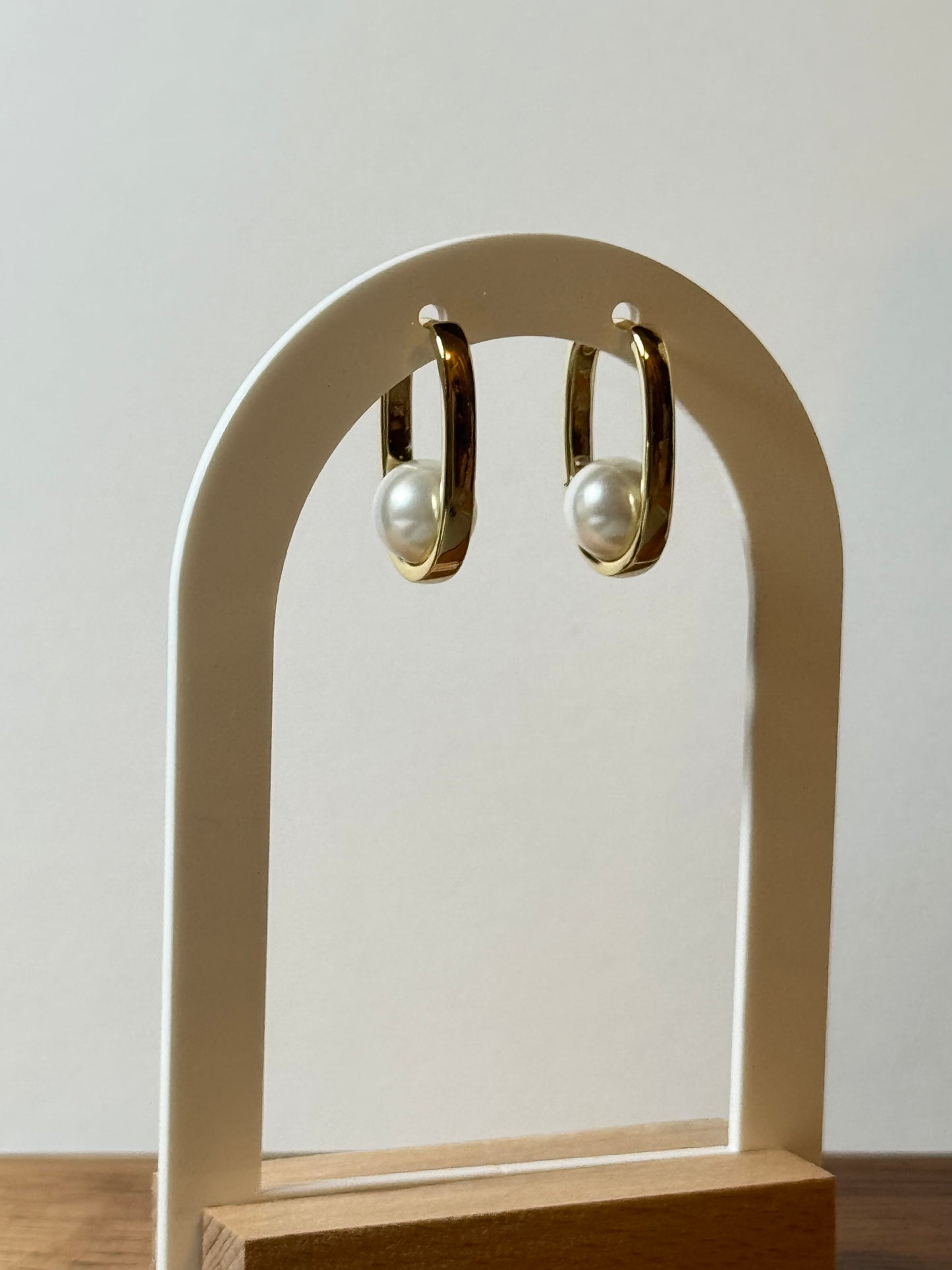 Elegant Pearl Earrings