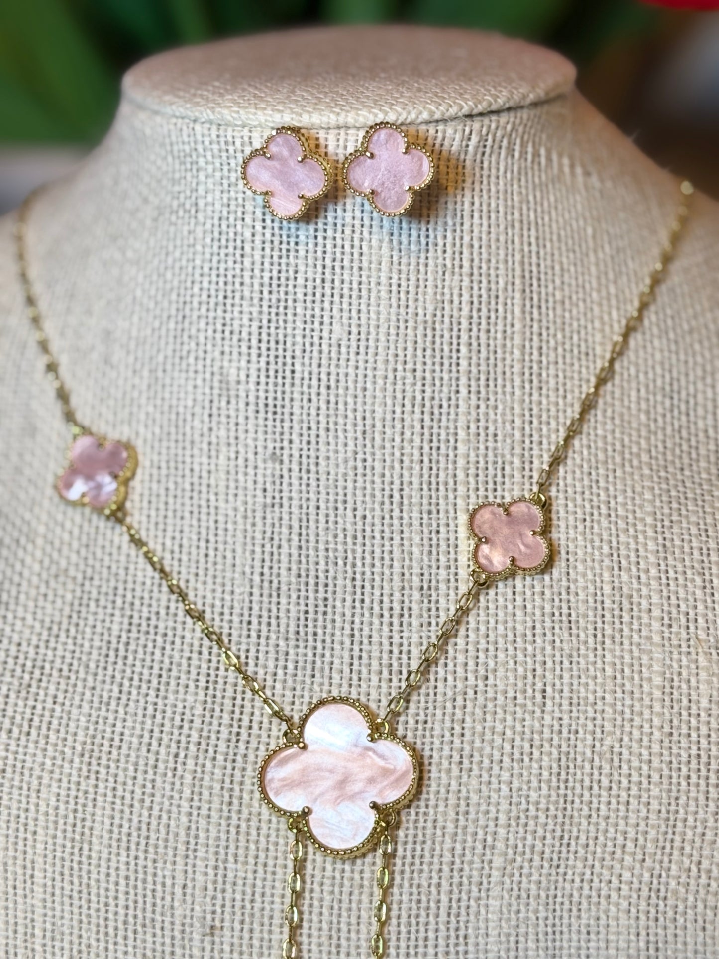 Pink Clover Elegant Jewelry Set